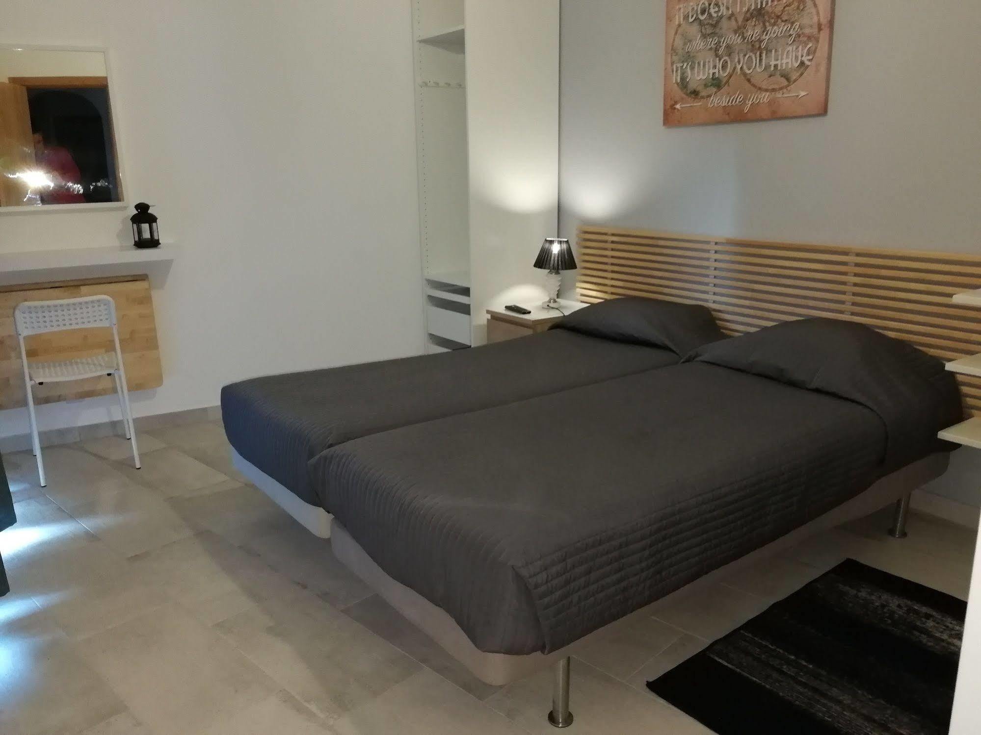 Lagos City Center Guest House & Hostel Dış mekan fotoğraf