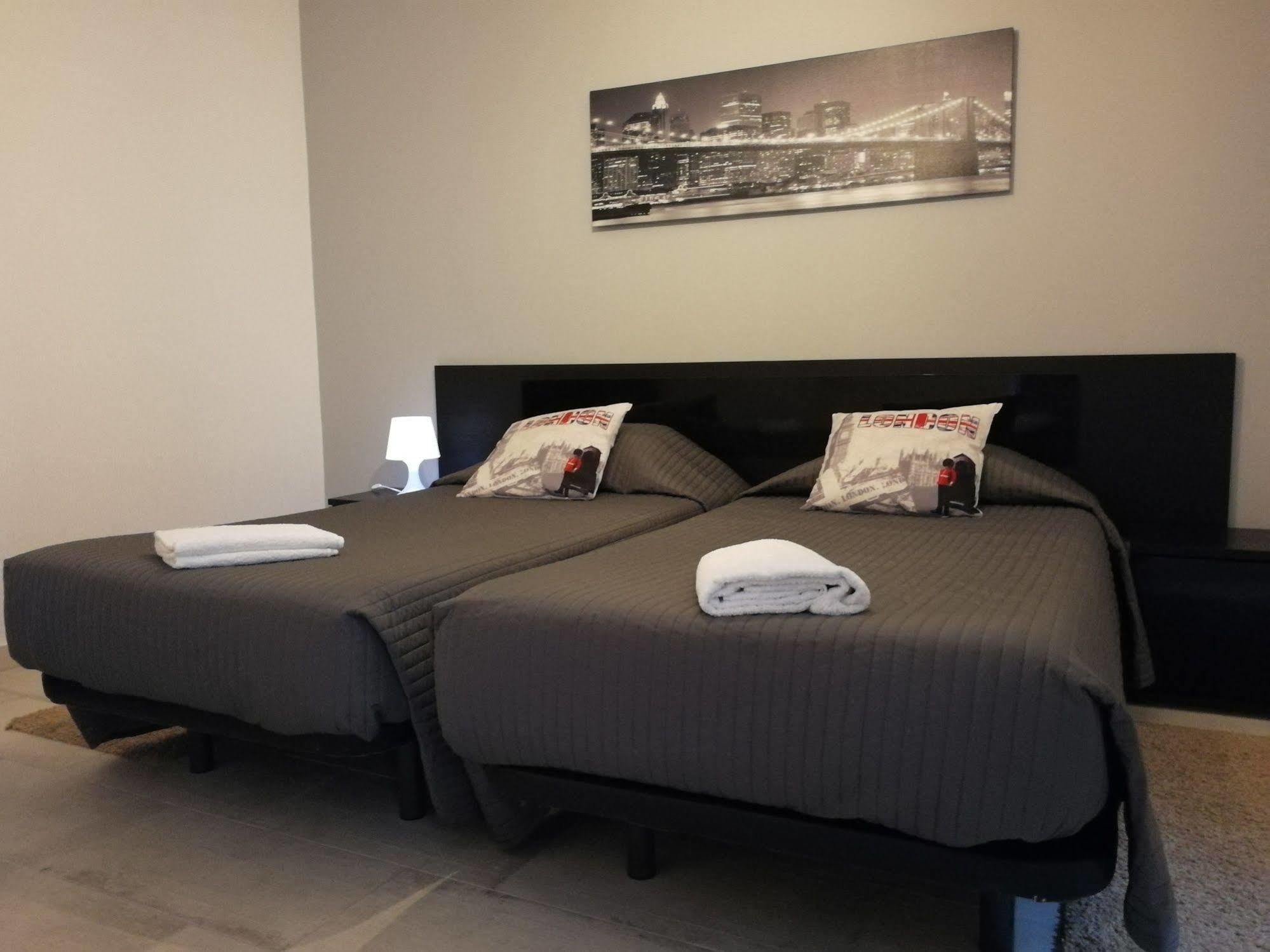 Lagos City Center Guest House & Hostel Dış mekan fotoğraf